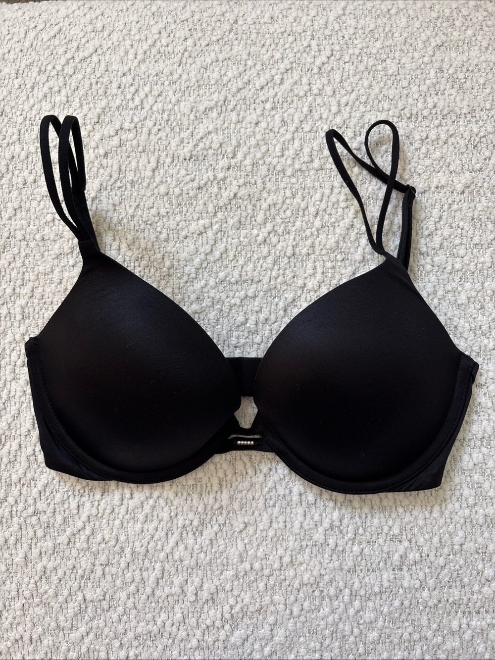 Victoria’s Secret Womens 32D Black Very Sexy Push Up Bra Rhinestone Bling